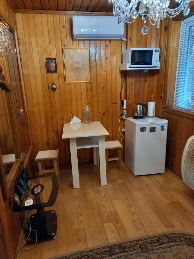Apartment On Freedom Square Diuma Street Тбилиси Екстериор снимка