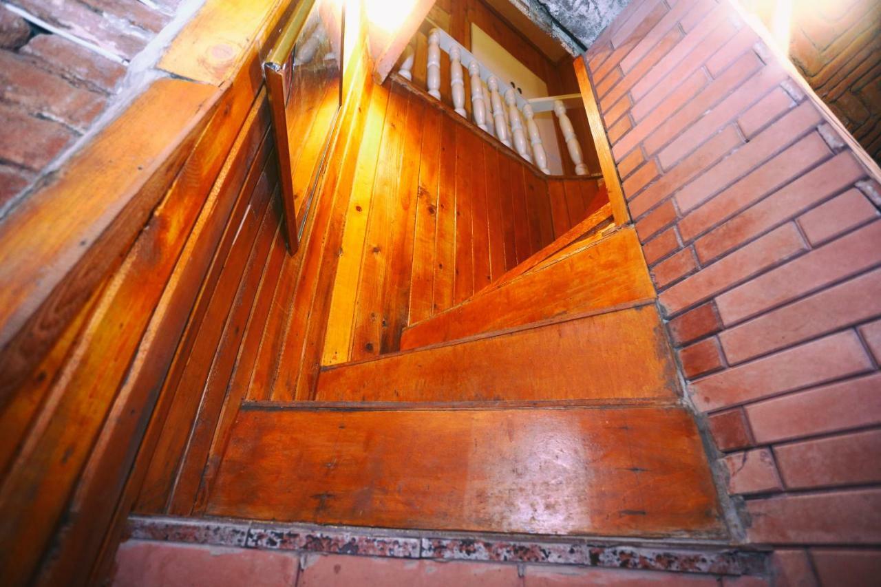 Apartment On Freedom Square Diuma Street Тбилиси Екстериор снимка
