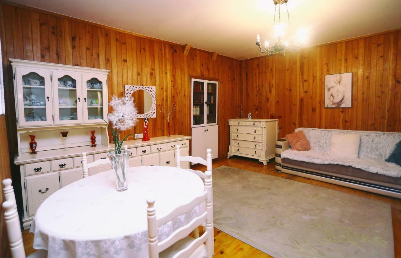 Apartment On Freedom Square Diuma Street Тбилиси Екстериор снимка